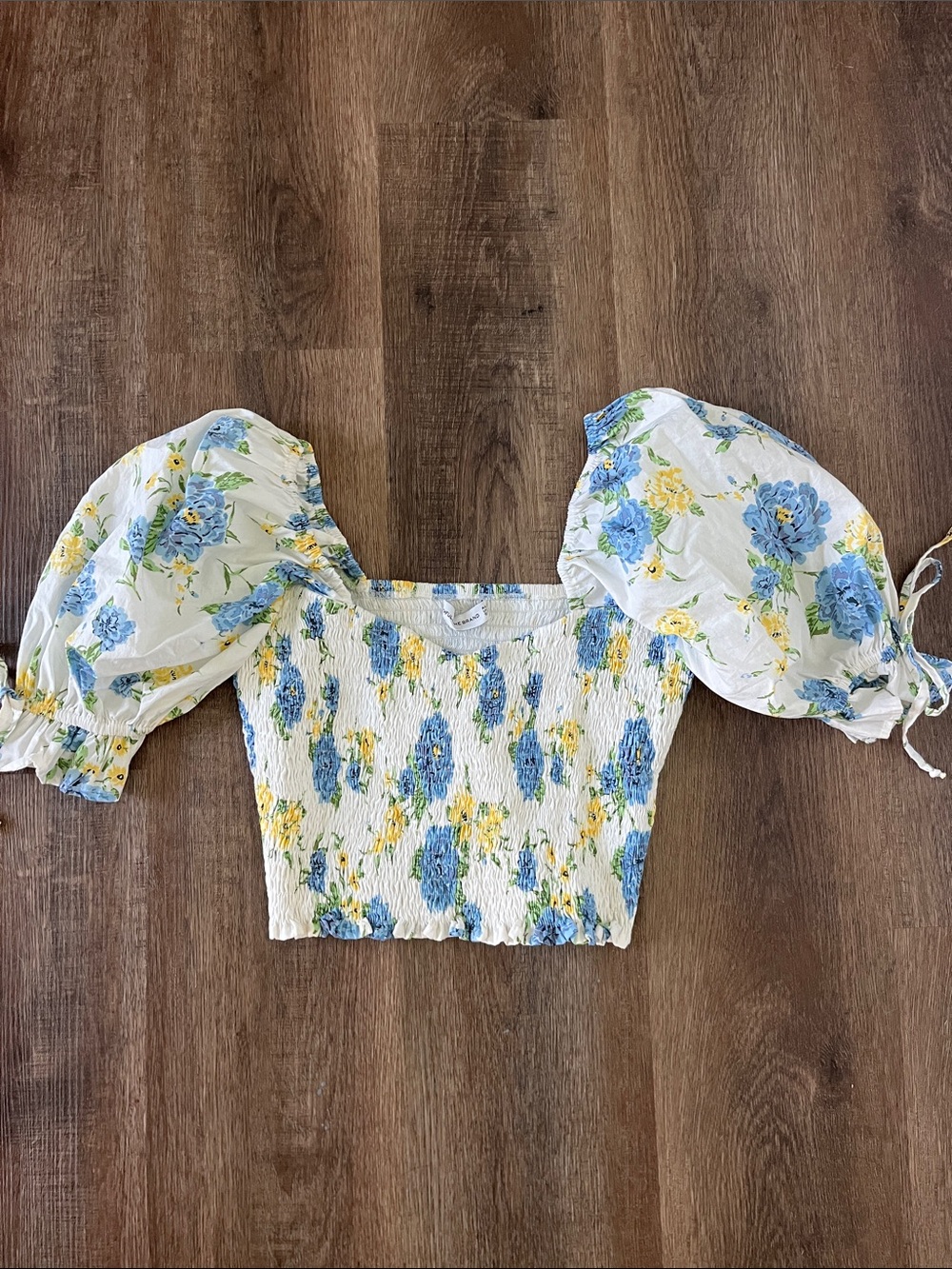Faithfull the Brand Blue & Yellow Floral Smocked Puff-Sleeve Crop Top